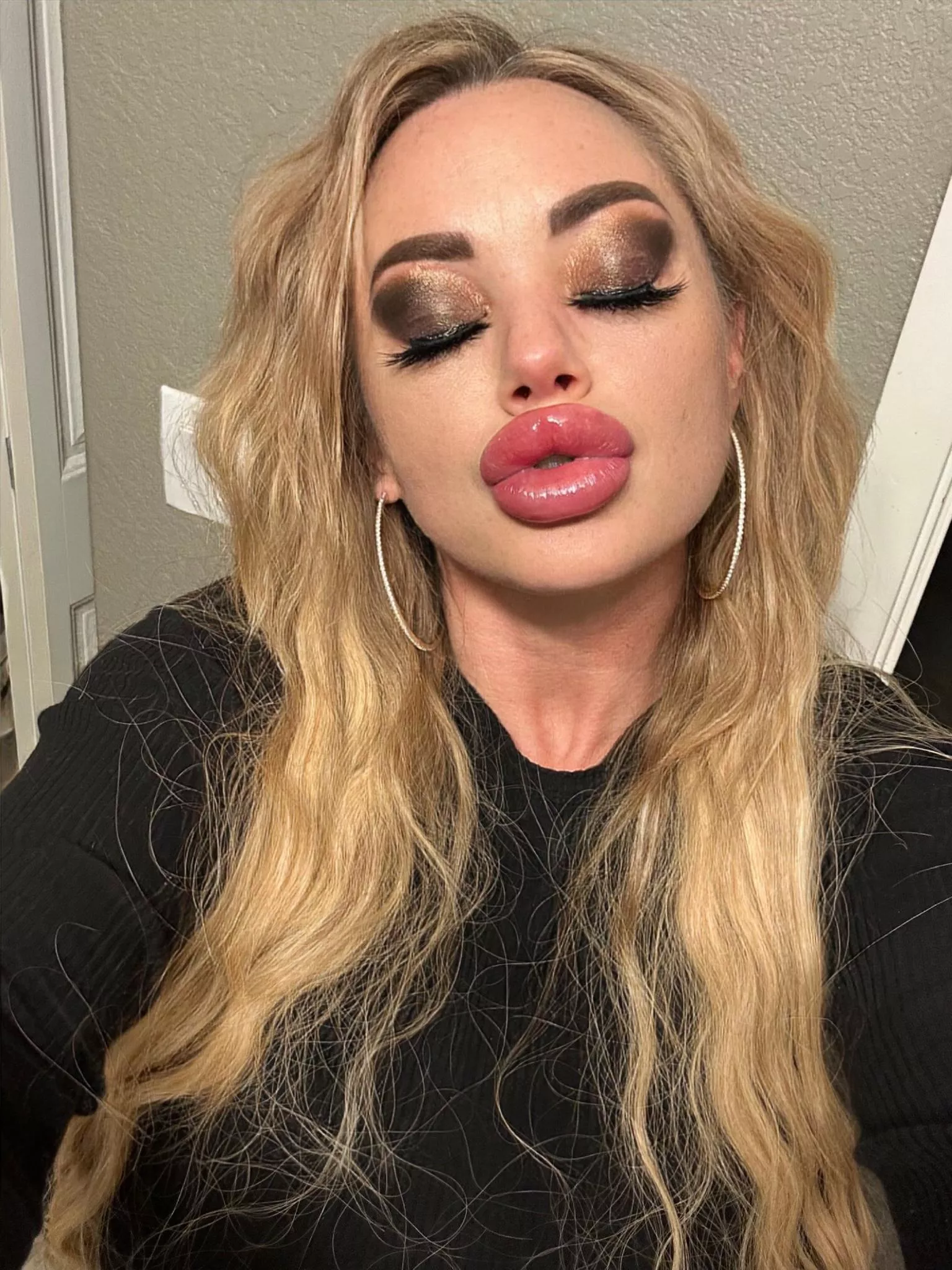 Katrina Thicc posted by PornJunkie12