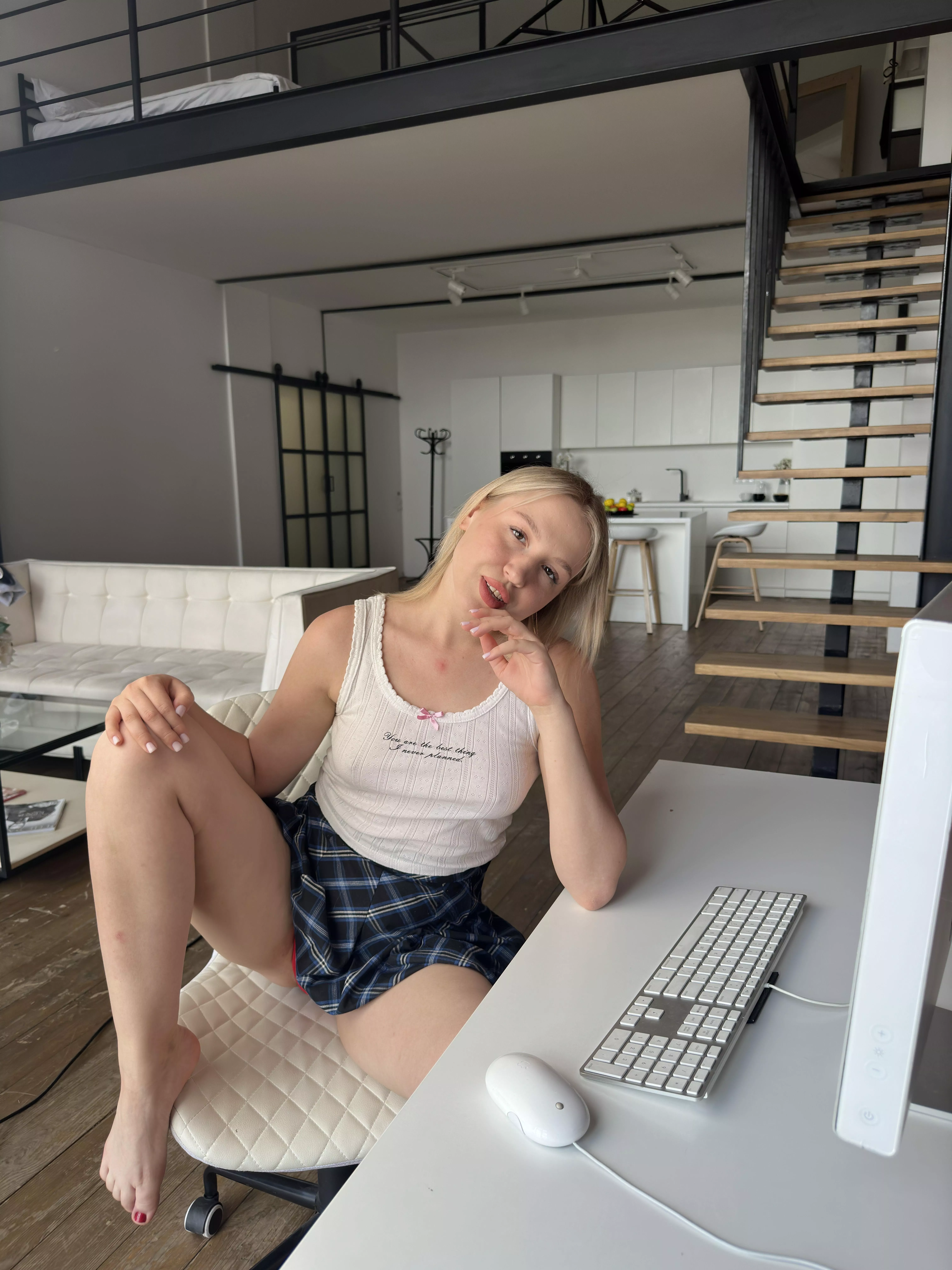 oops that nip slip stole the show posted by Secretjuliet