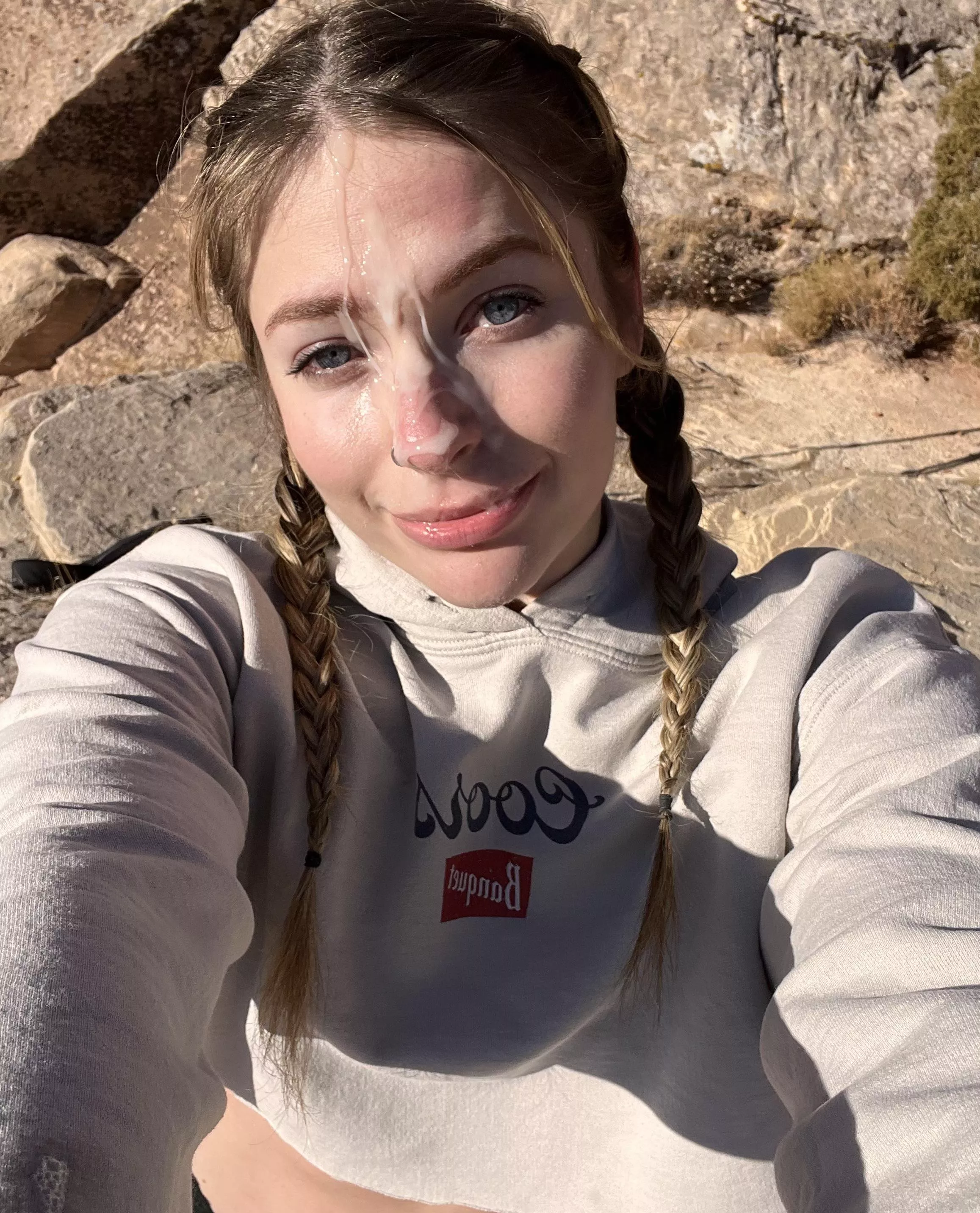 Thick loads taste better outside  posted by jessnjamez