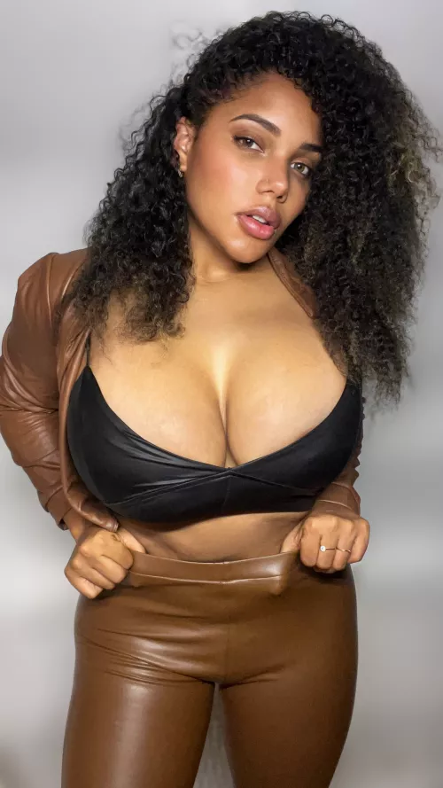 Wanna empty your load on these? by thekixxy