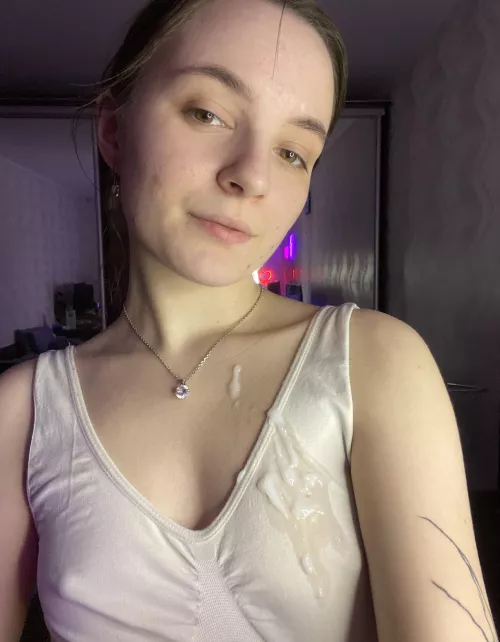 Wanna snuggle… cum on by heretomess372