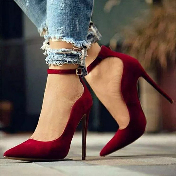 Wednesday heels posted by North_Confident