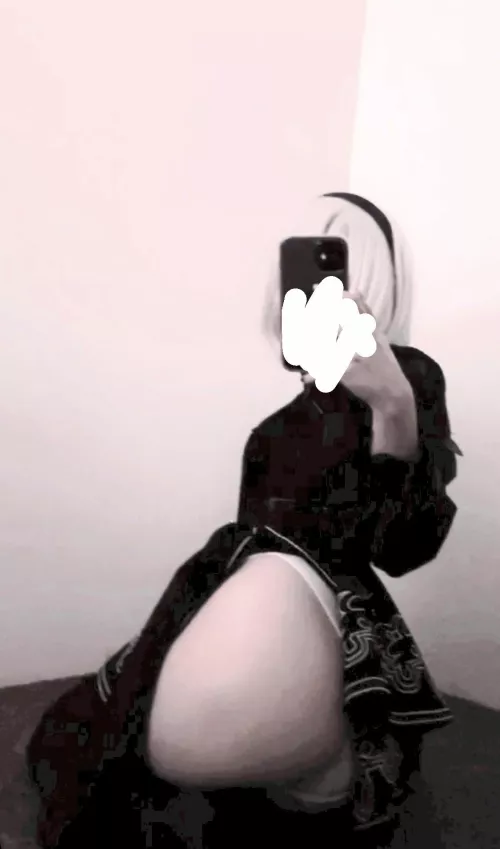 2B  by Moonofclaiming