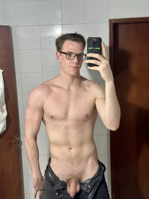 Are you making it hard for me?  by Conorevanns