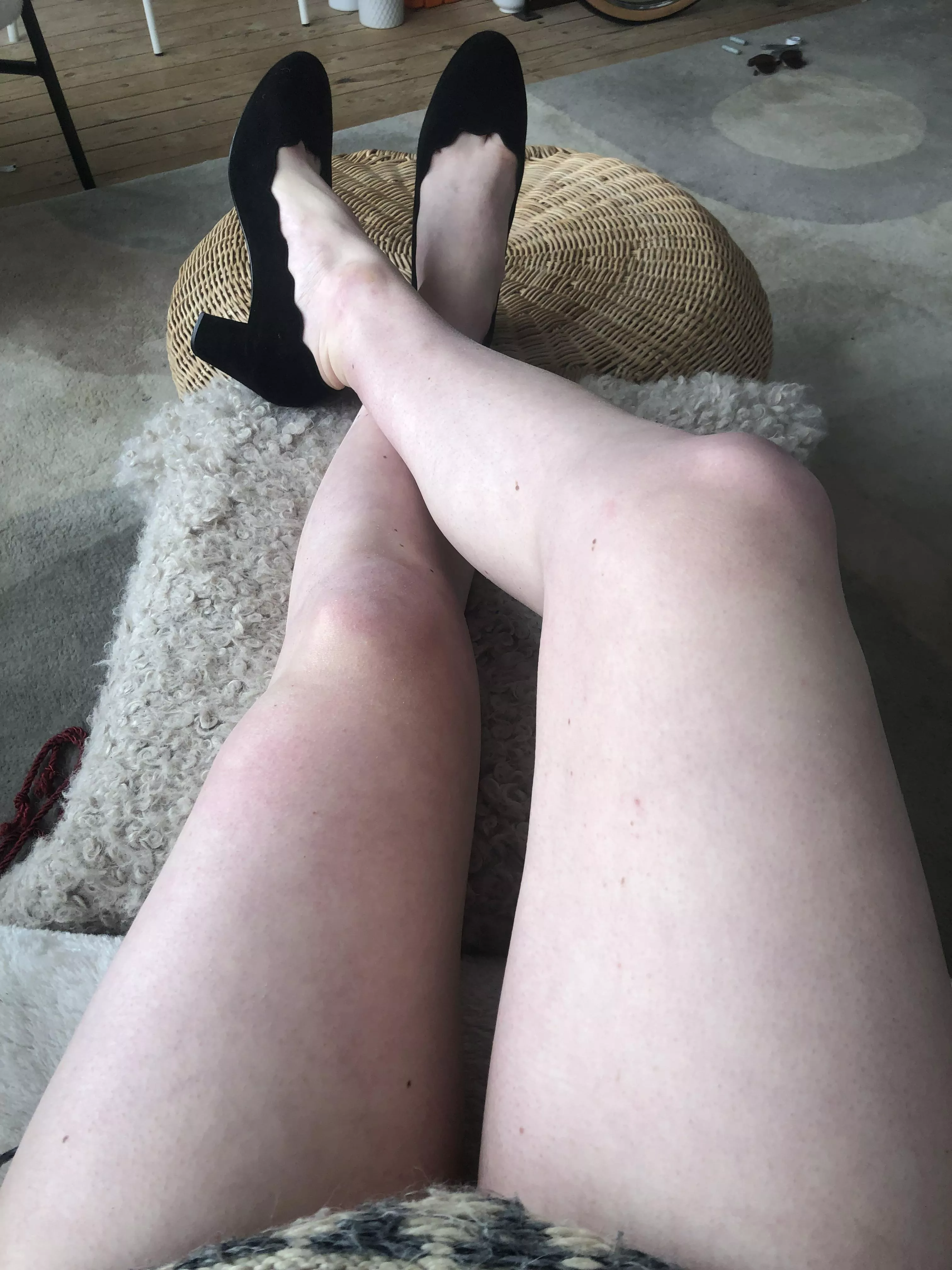 Black crimped top heels posted by EnvironmentalLow622