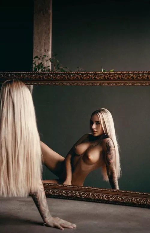 Elise  by ShelbiLovely