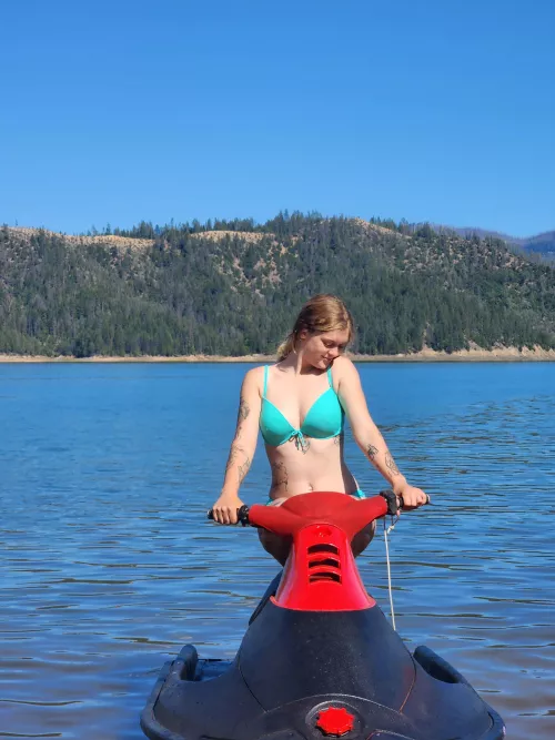 Have you ever fucked on a jet ski 🙊 by yuhboi4206969