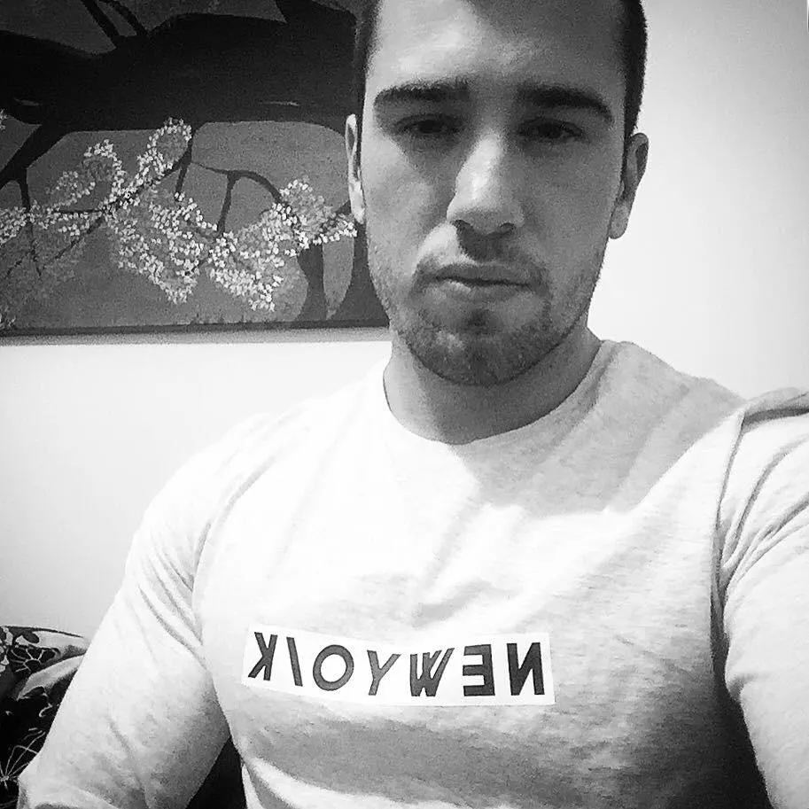 Leave the facial hair or shave?  posted by mikey1991x