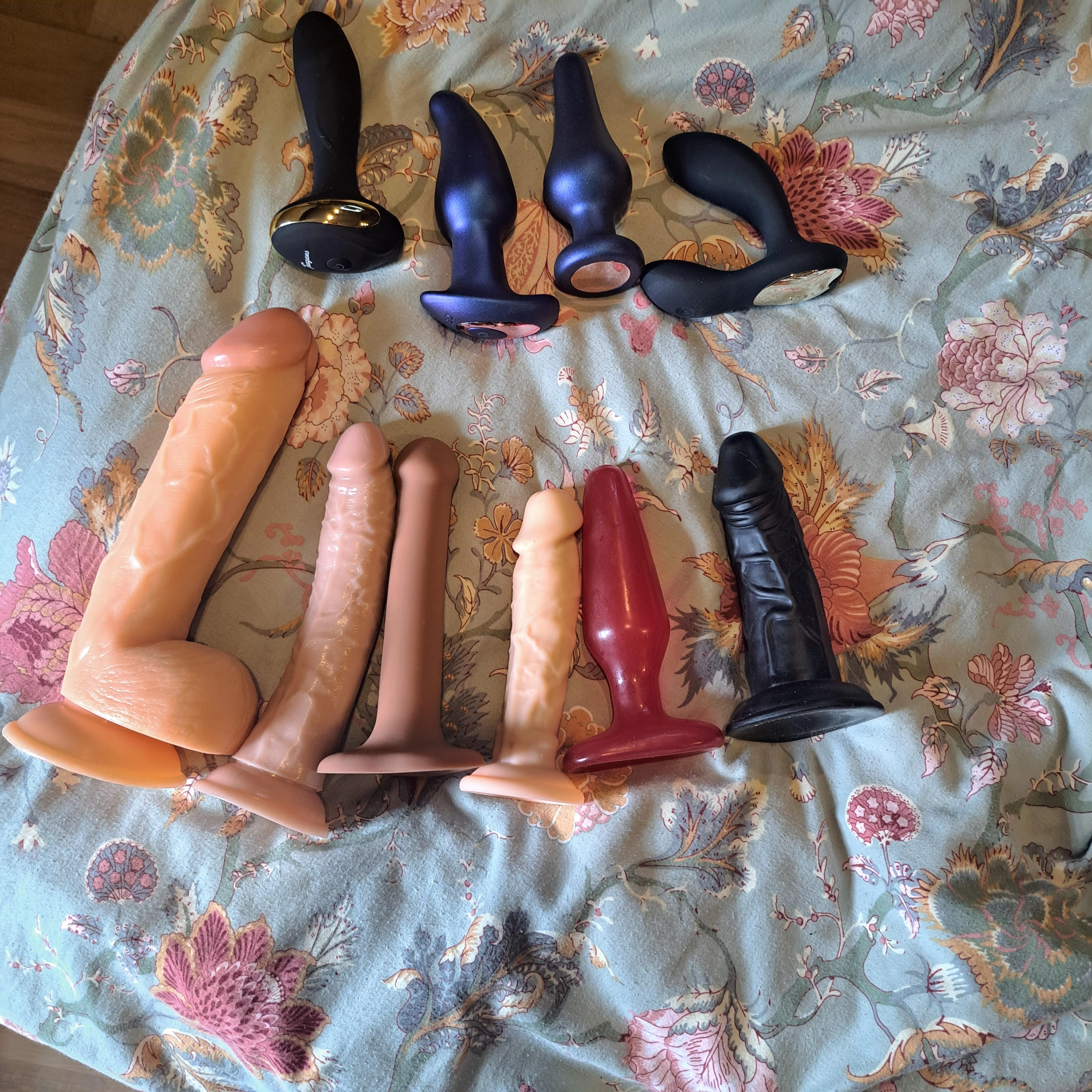 Meet them boys/toys posted by worksmanfeet