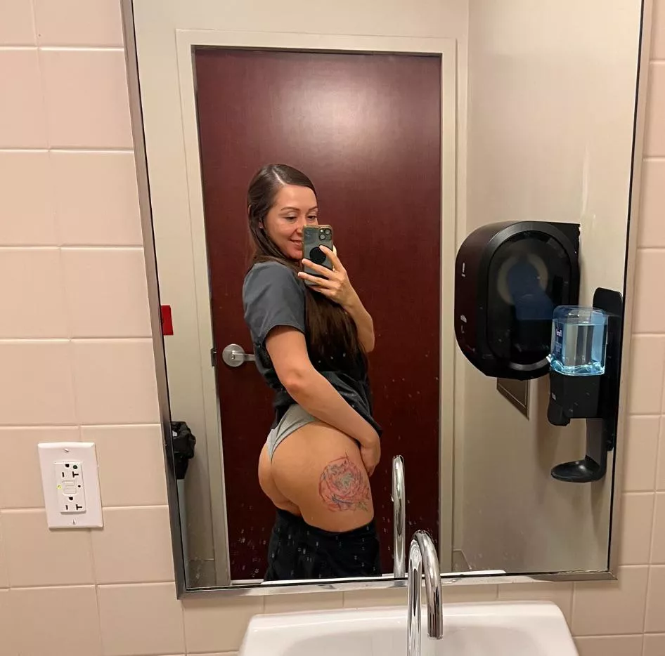 Of course I can assist you in the bathroom ;) posted by Persuasive_Pussy