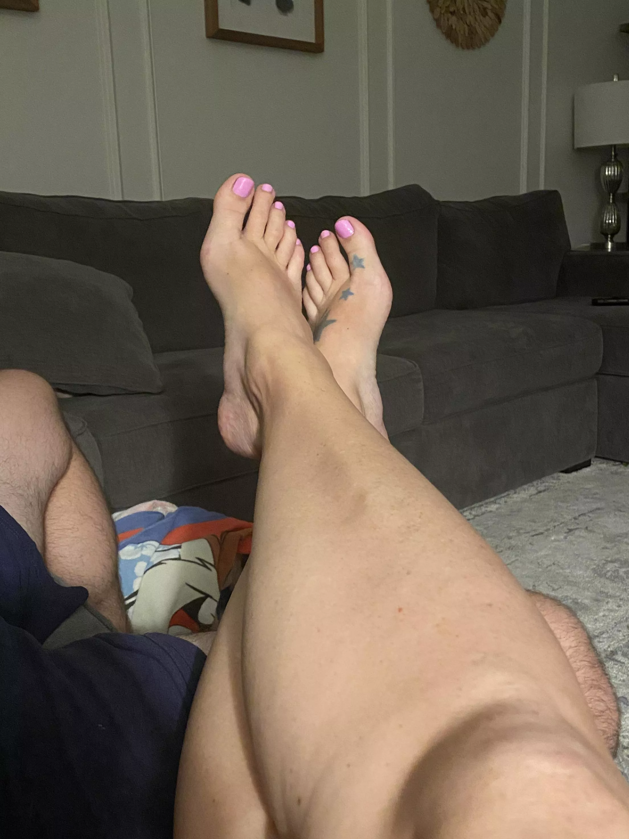 They’re just dying to be sucked on 😢 posted by Footishqueentx2024