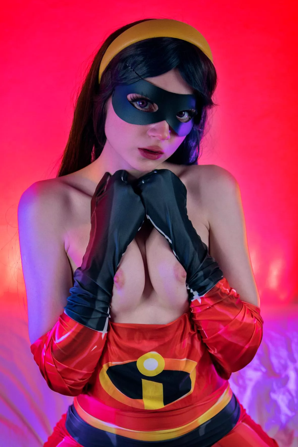 Violet Parr [The Incredibles] (Ave Ria) posted by MereOasis