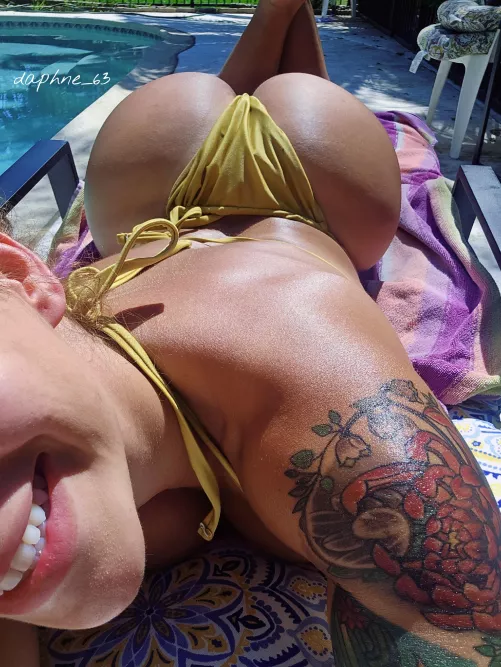 A juicy peach poolside- can I get you to lather me in body oil? by daphne_63