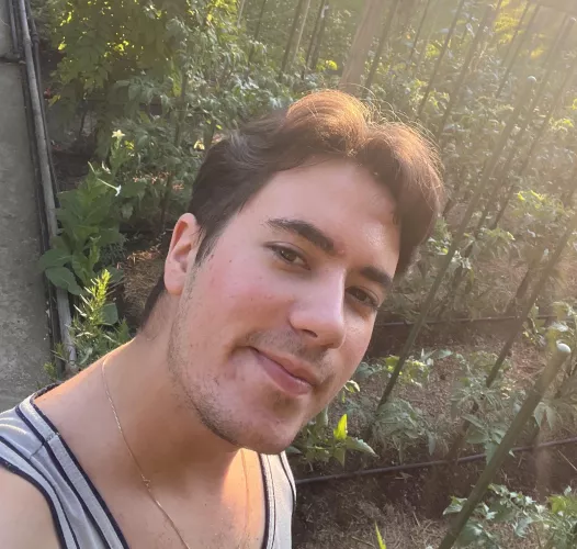 Anyone up for some DBD and chat? Hmu☺️ by Equivalent_Desk_766