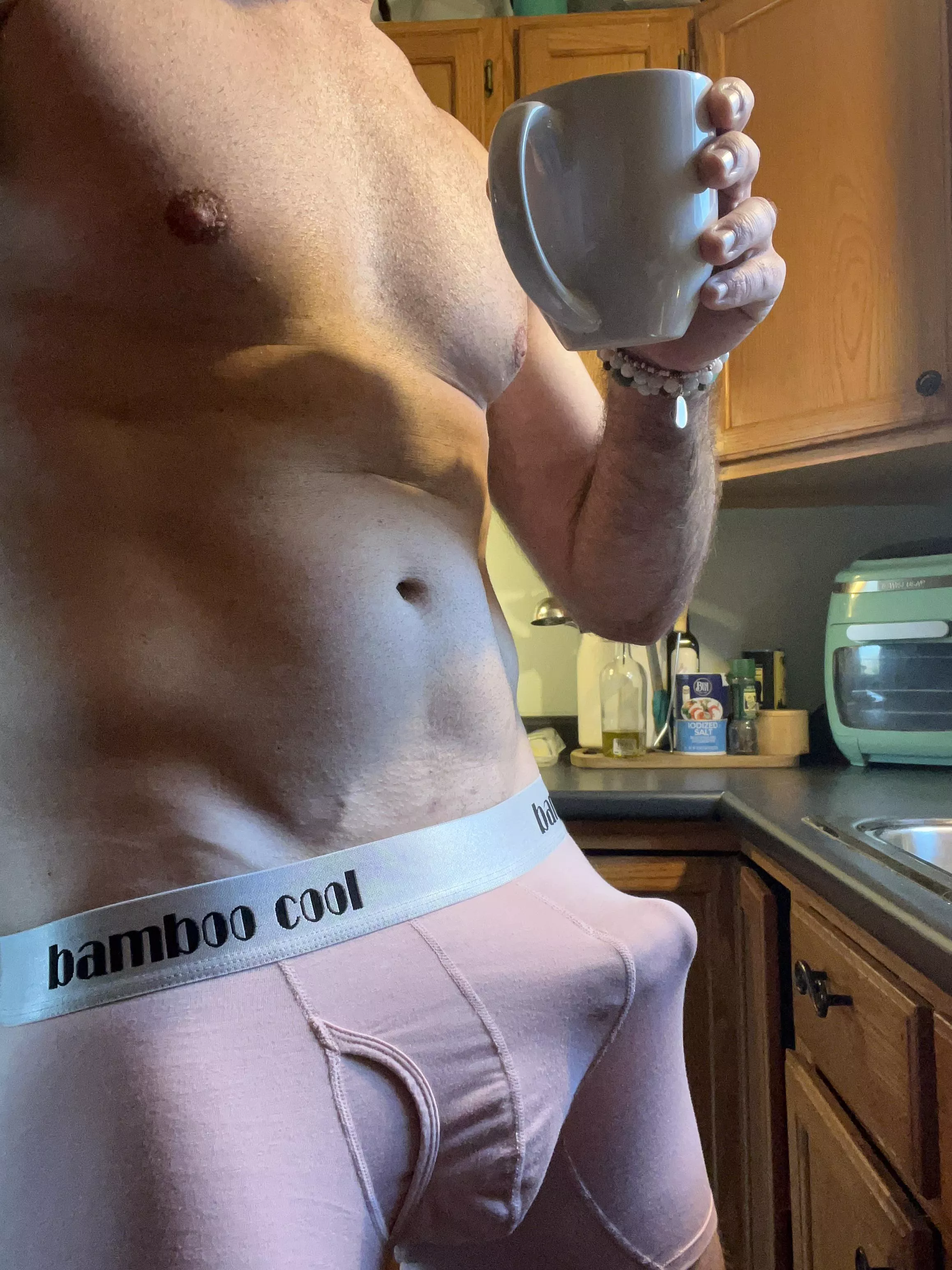 Charged and ready for the weekend! posted by cantanymoresorry