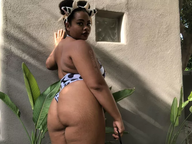 Did you miss this little hucow? by embrvsser