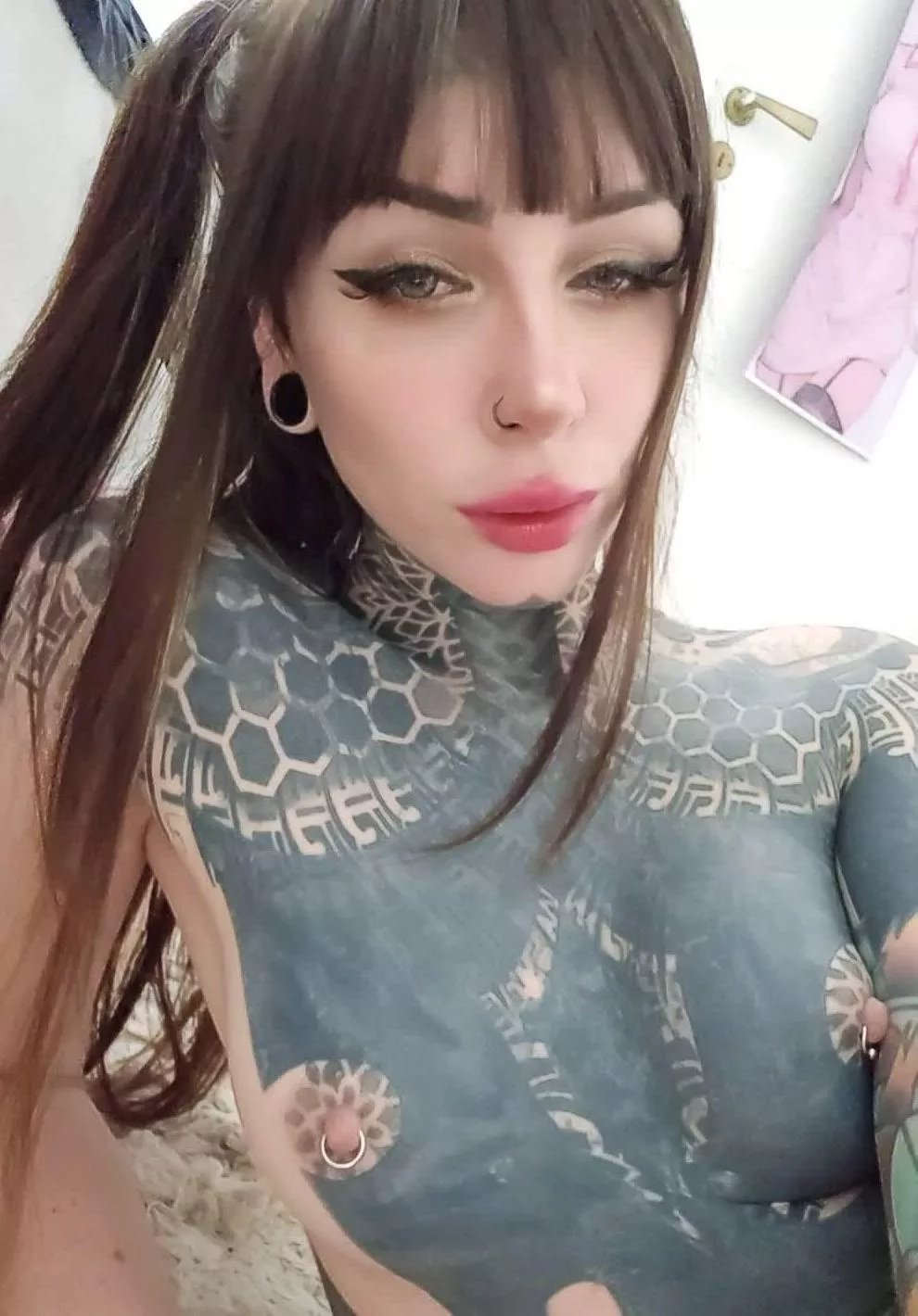 Fill me up & breed me posted by CutieeIndependent