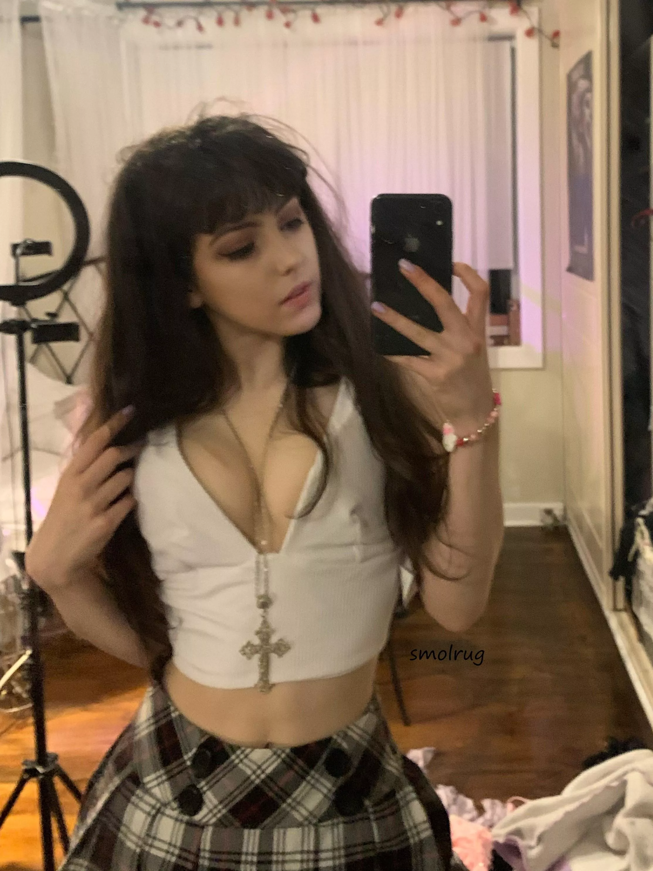 followw @smol_rug :) posted by smolrug