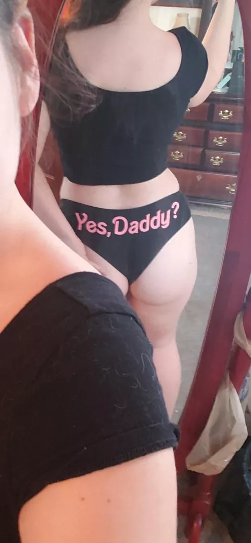 Happy Father’s Day, Daddy <3 please rate my…your… ass : ) by Kinkybunch-