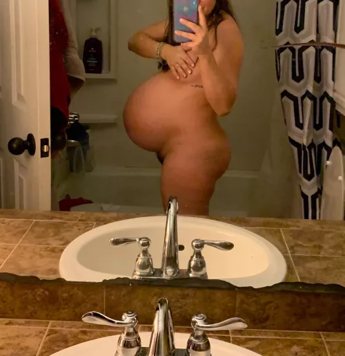 How badly do you wanna fuck my pregnant body 😏 by Horncornn