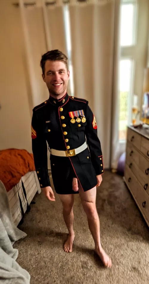 I lost my pants 😅 by Big_manmac