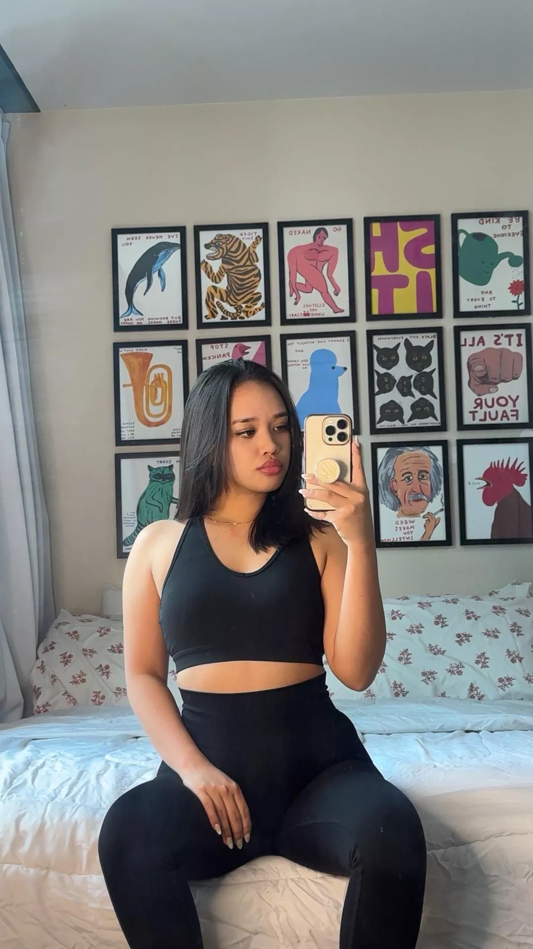 IUTR quick pre walk selfie  posted by Amelia20006