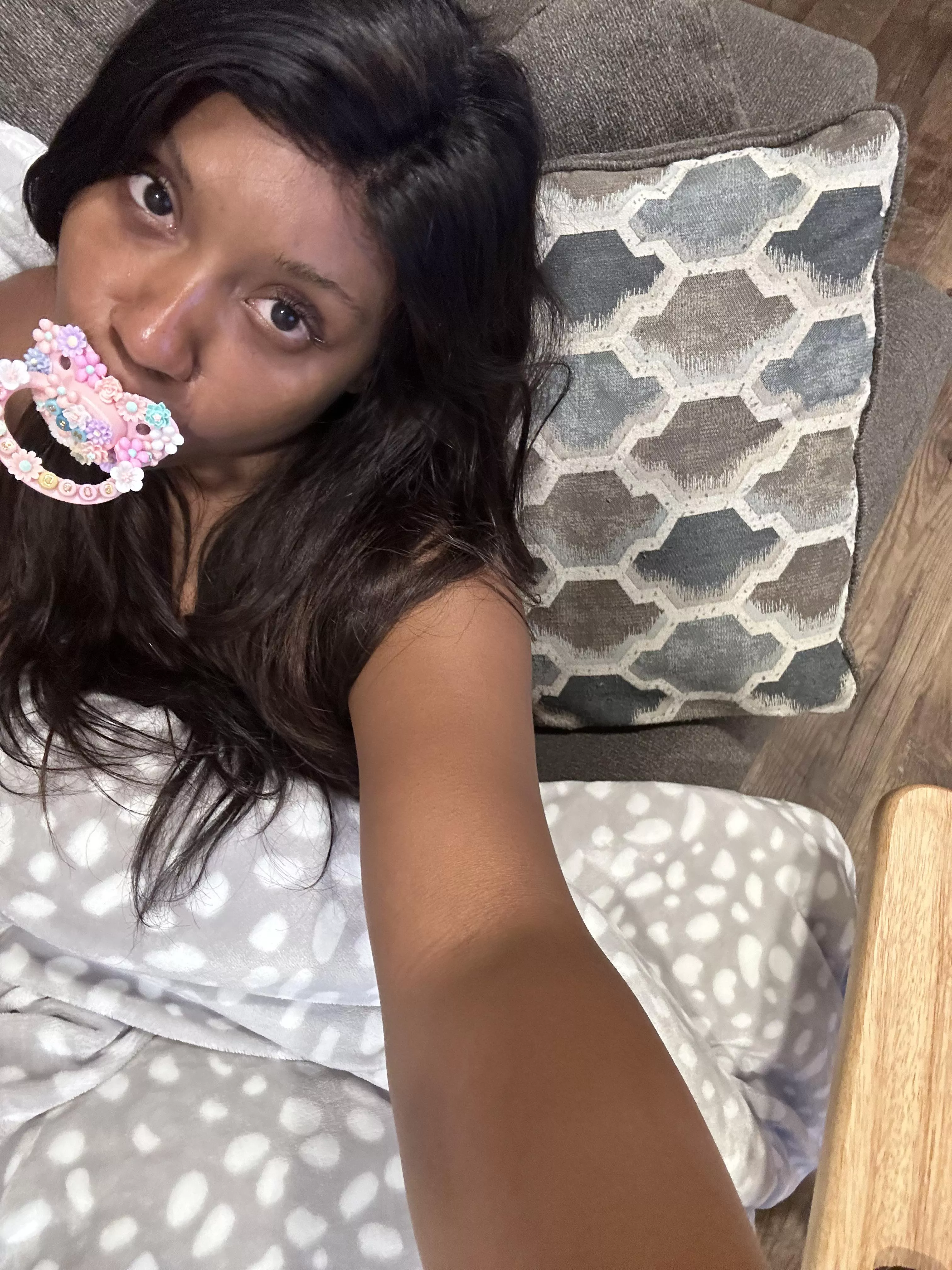 My daddy went hunting and I’m sad about it… posted by sweetlittleebaby