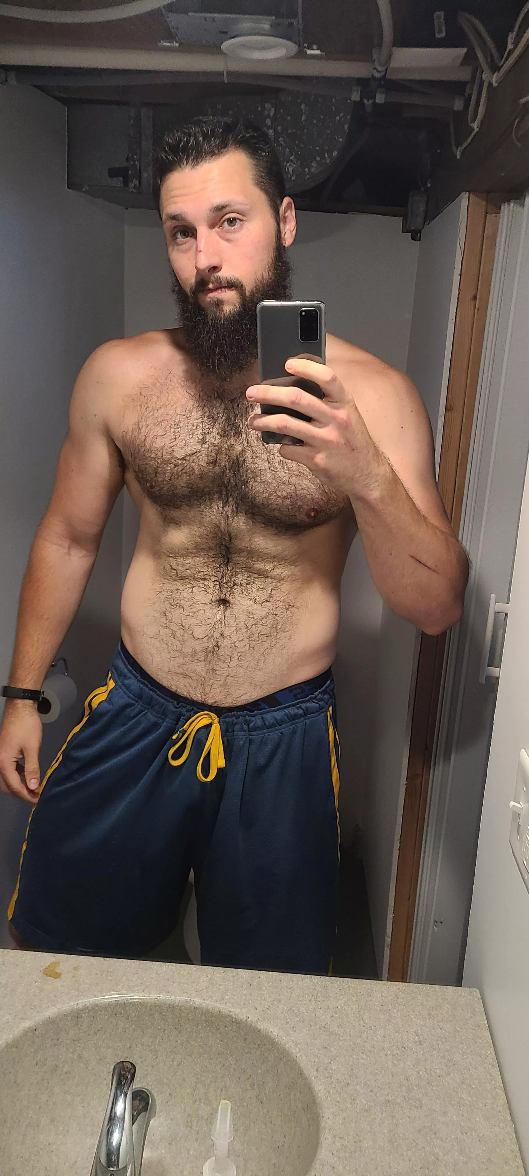 Nothing is more charming than style and confidence. posted by eroticha