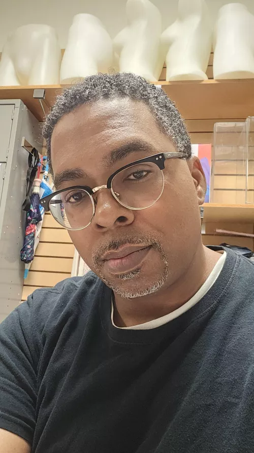 Rather be in Eorzea as my femRoe but I'm stuck at work🙃 by Melanisus