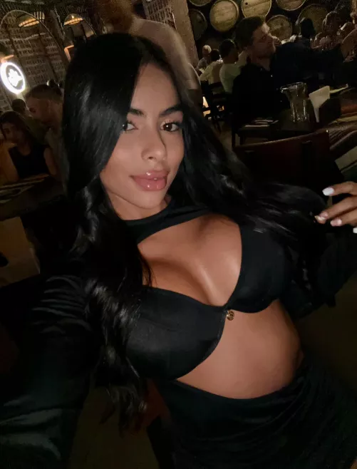 This is how you can find me waiting for you to approach me at the bar by LivelyLovebug02