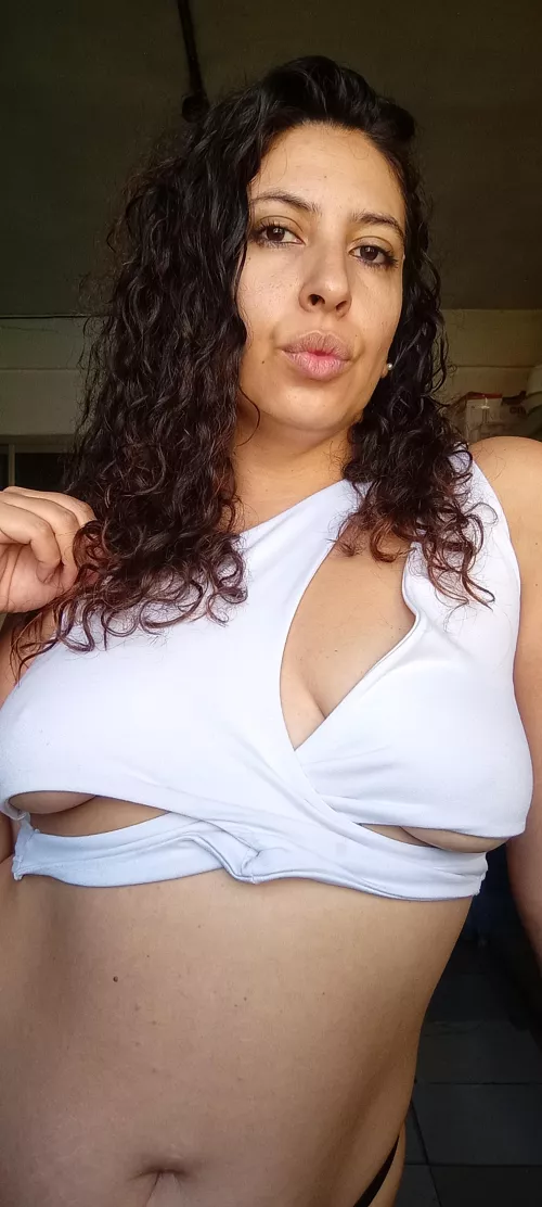 Use my body for satisfaction by ButterflyBabe_x