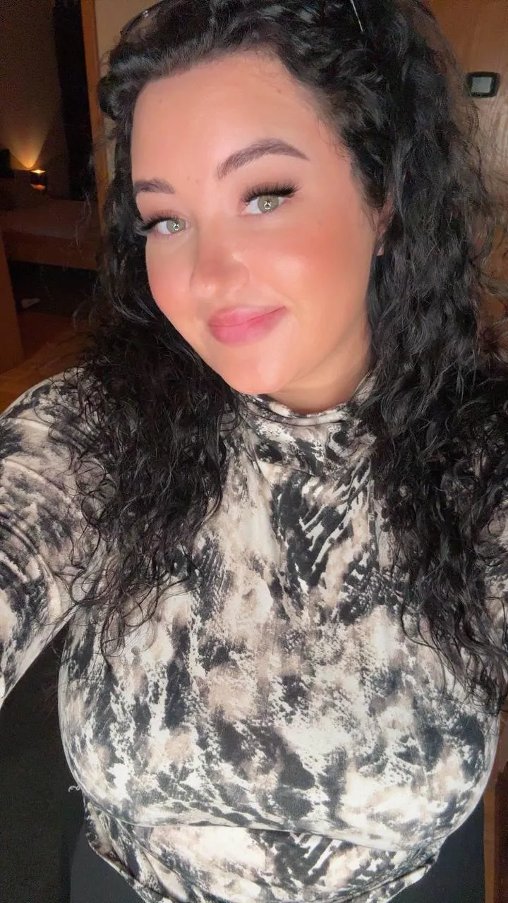 weekend selfie 🙈 posted by CravenDigger