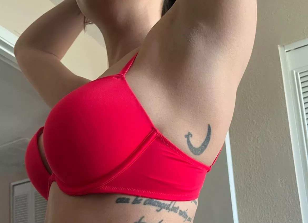 What would you do with my smooth pits? posted by Persuasive_Pussy