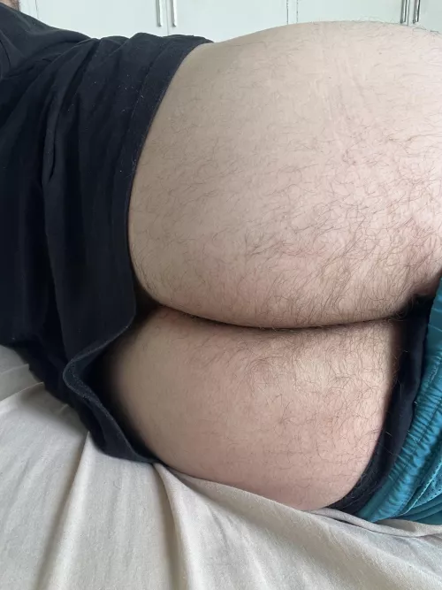 am I hairy enough? by EasternPomelo120