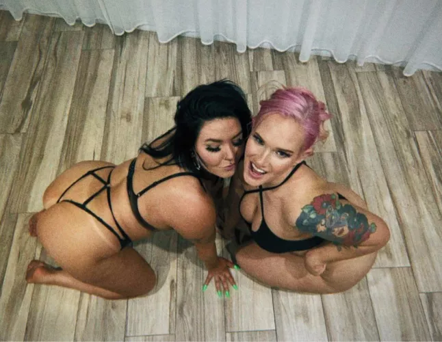 Charli Evans & Shazza McKenzie by Hornypervert6869