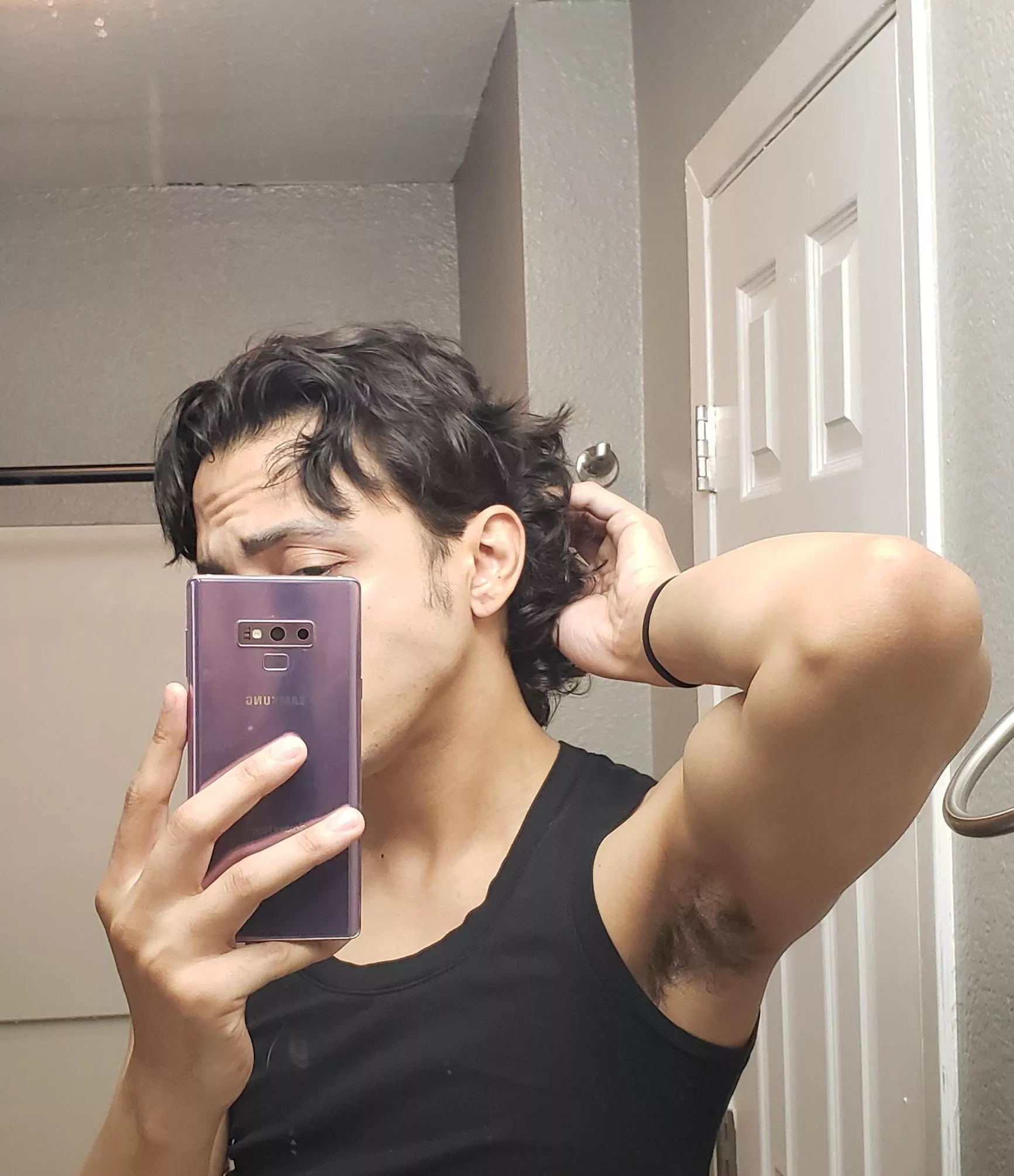 hey man, could you put your face in here for me? posted by tareqdaqtyl