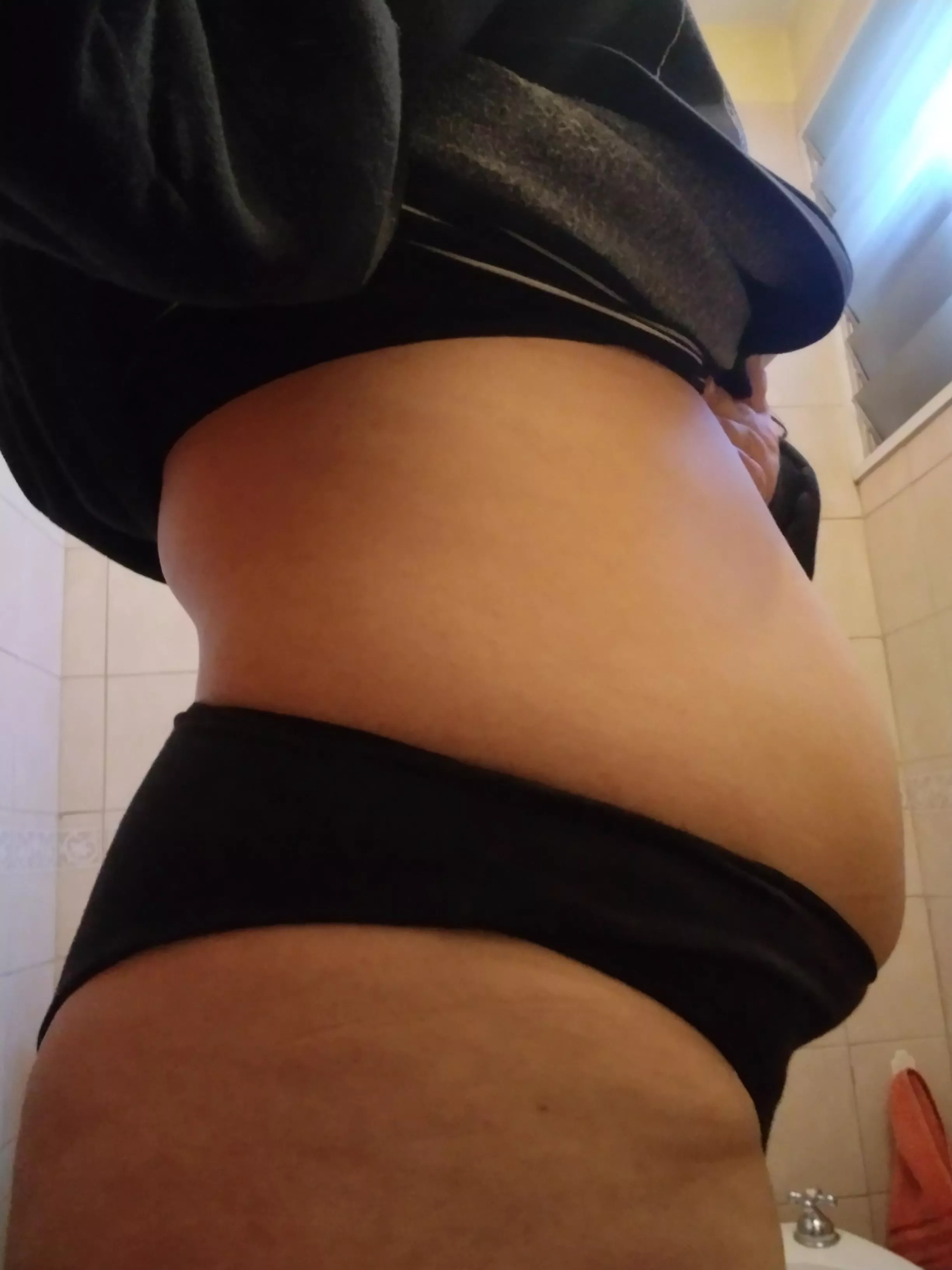 Im so stuffed and bloated rn  posted by yourfavgirl00