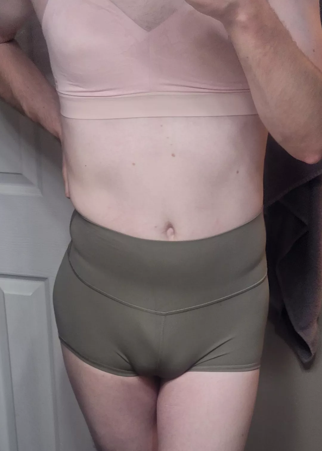 Bulging in my cute workout shorts 🤭 posted by AshButts9