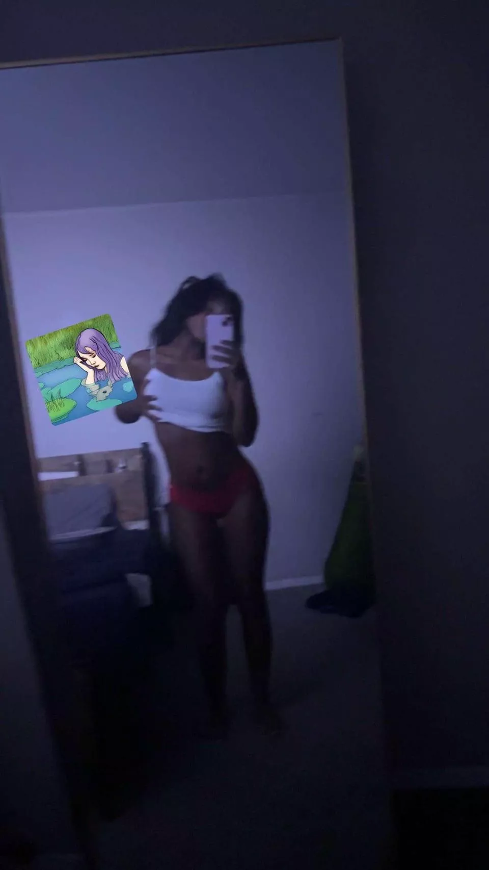 Chat while I’m at work? I’m so horny rn (men or women) posted by Mental-Warning-9516