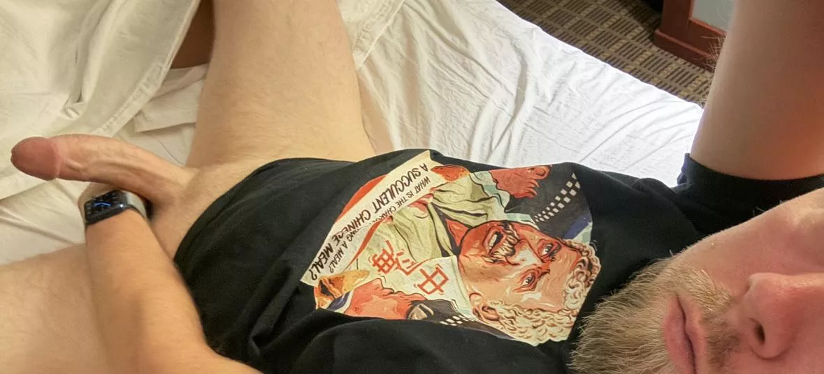 Classic hotel room boner posted by randommd81