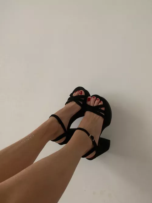 I just painted my nails and felt cute  by peqqqqqq