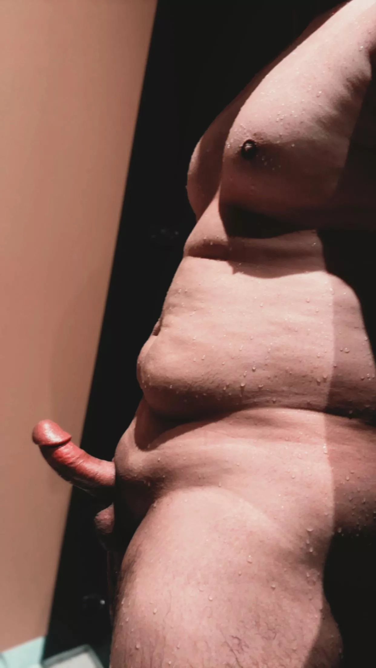 I wish you open the door and join me 😘🥵 posted by niceboy040