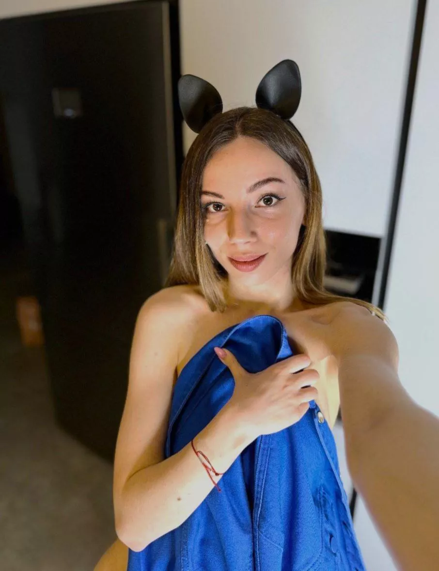 I'm gonna be a good pet posted by GrippingPr