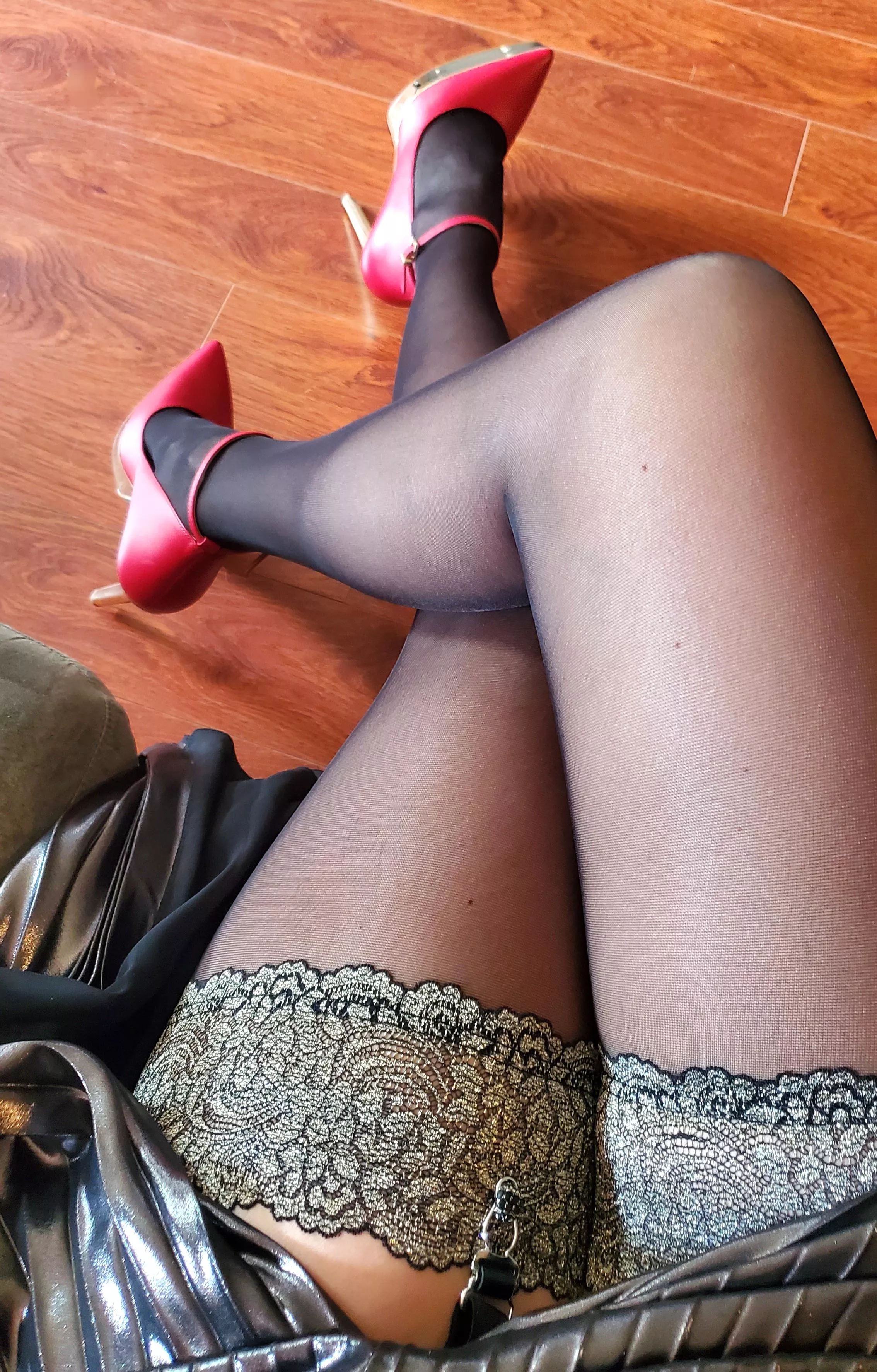 Sexy classics  posted by popruzhinka