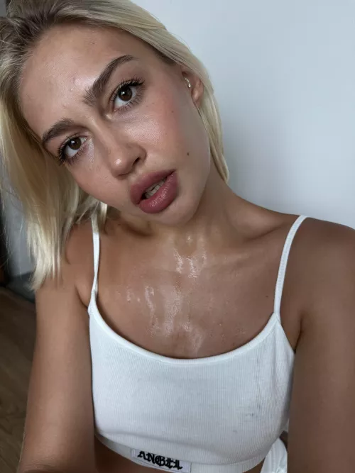 Taking a little break from unpacking, it`s been a loooong and sweaty day by Tiedbonasa