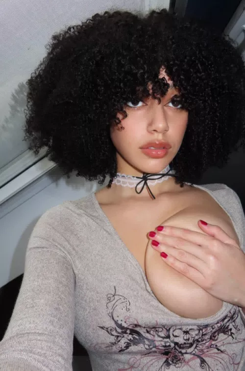 Touch me maybe or call me baby by AmpleAnna