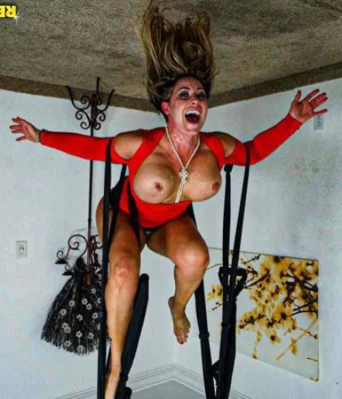 Upvote to fuck her by Intelligent-Two-9044