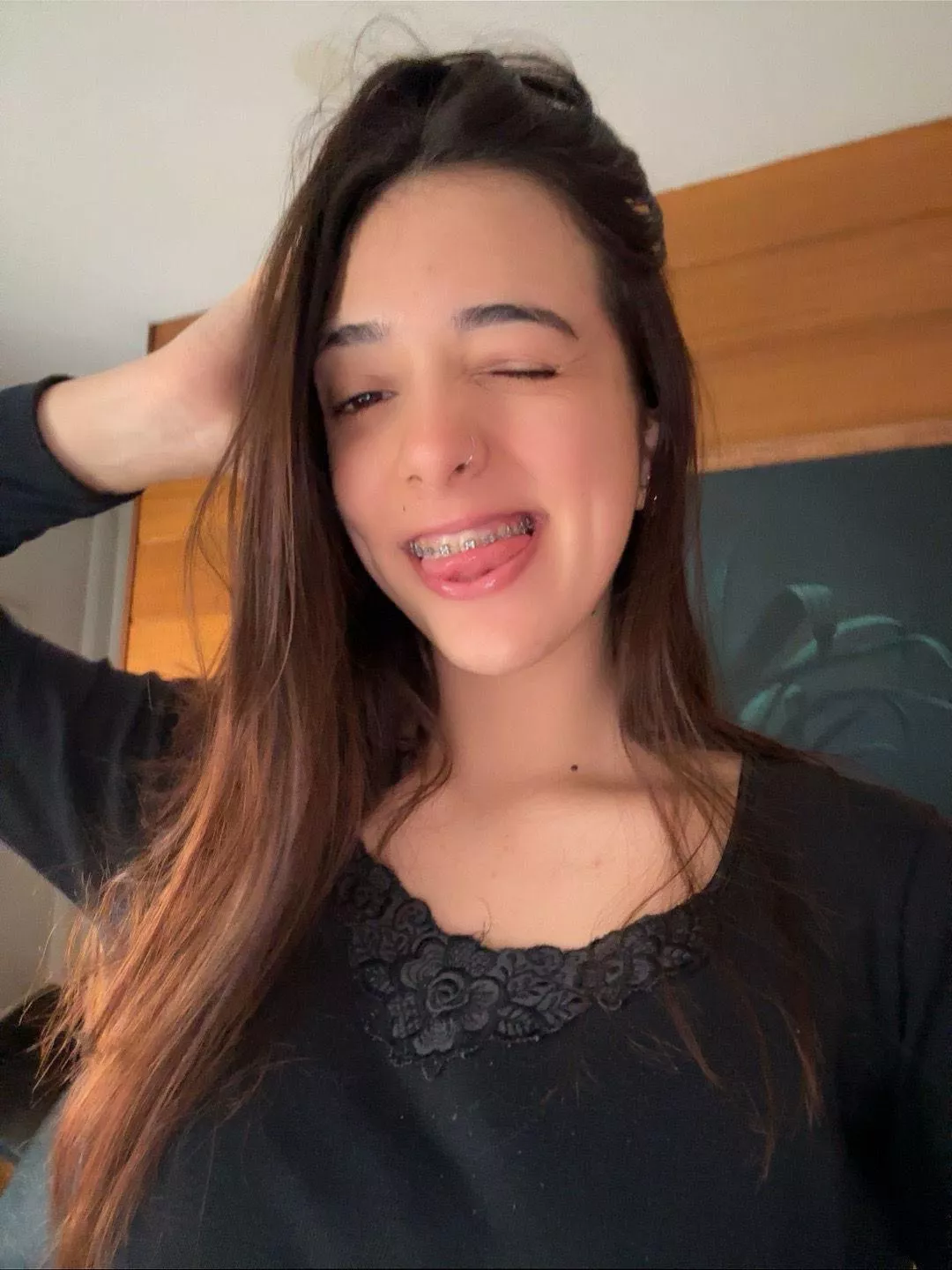 would you date me? hihi F18 posted by Sorry-Ad-7188