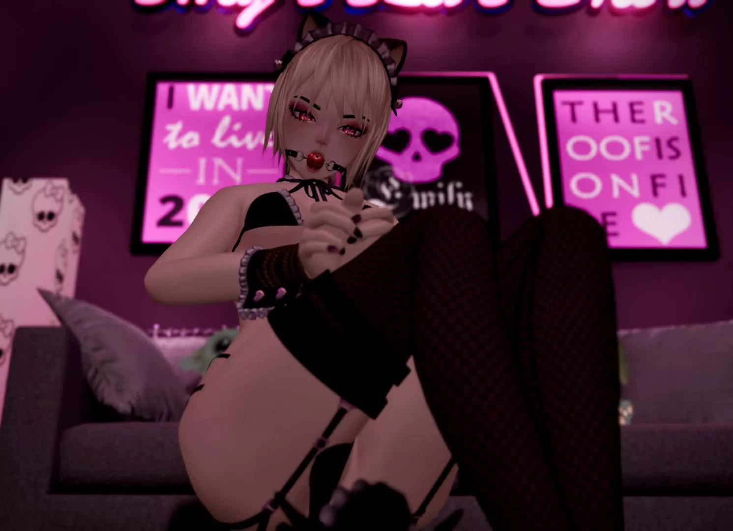 you trapped this naughty kitty, what’s your next action? https://chaturbate.com/emyliveshow posted by EmyLiveShow