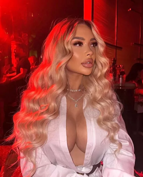 Bejeweled Beauty  by extravagantmediocre